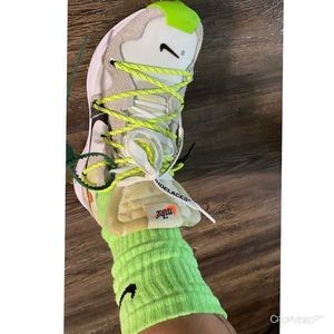 Nike
W Zoom Terra Kiger 5 
“OFF-WHITE”